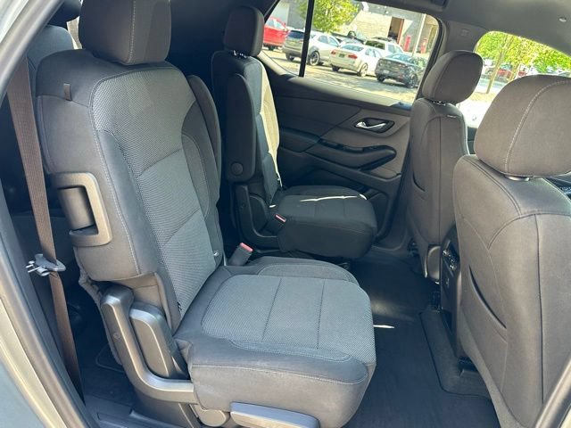 Used 2023 Chevrolet Traverse LT FWD image 31