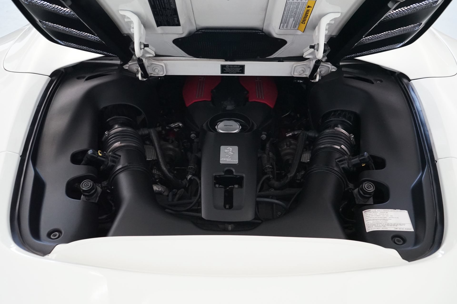 Used 2019 Ferrari 488 Spider RWD image 23