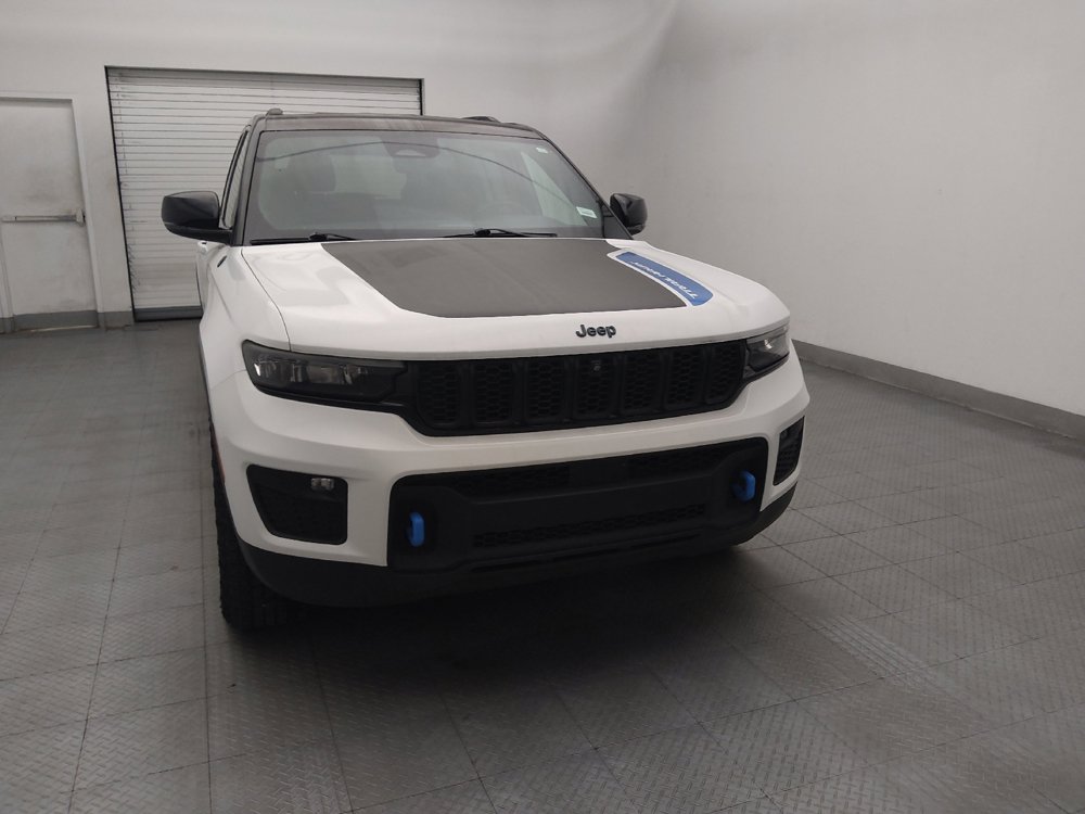 Used 2022 Jeep Grand Cherokee Trailhawk AWD/4WD image 14
