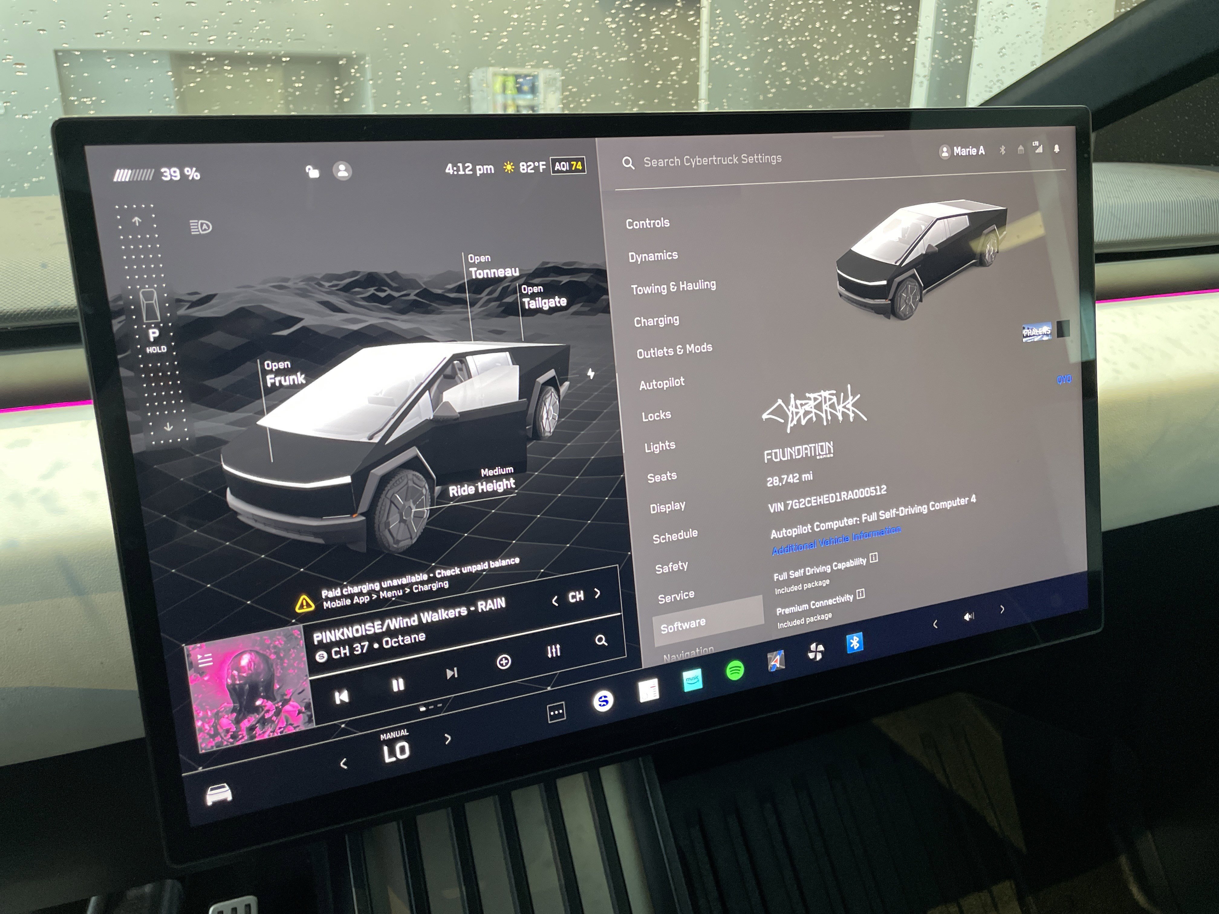 Used 2024 Tesla Cybertruck AWD Crew Cab image 21