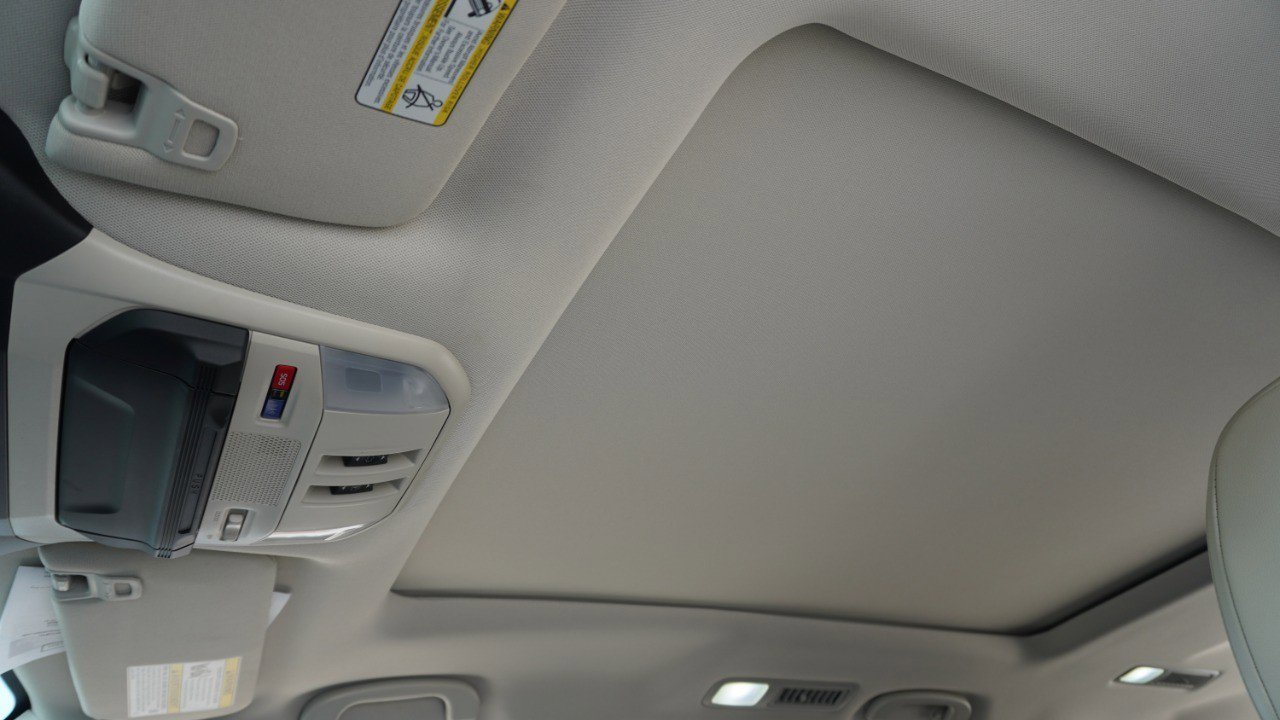 Used 2023 Subaru Ascent Limited w/ Technology Package AWD/4WD image 28