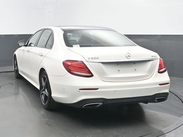 Used 2018 Mercedes-Benz E 300 4MATIC image 4