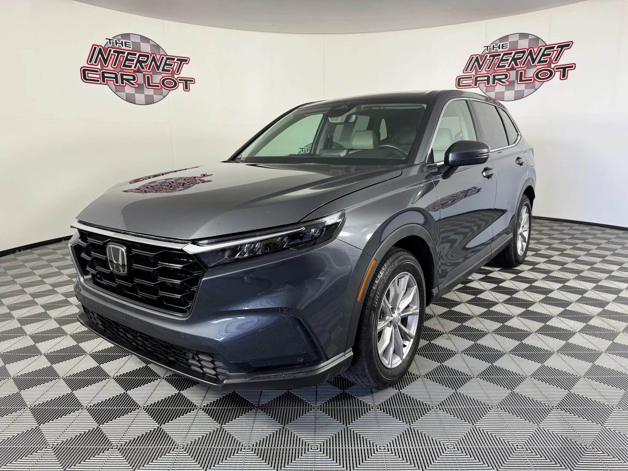 Used 2024 Honda CR-V EX-L image 3