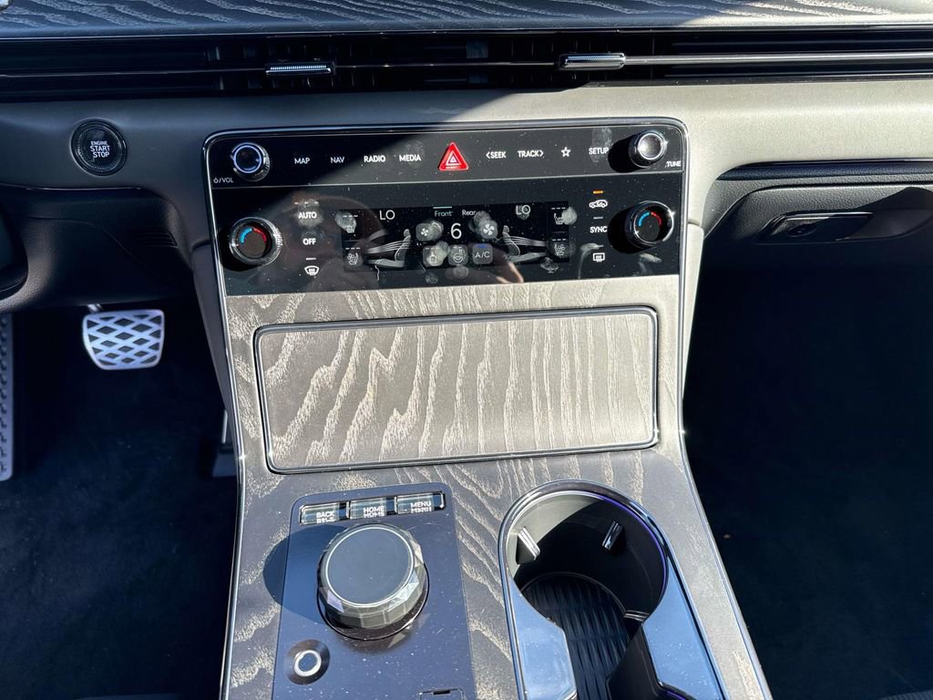 New 2026 Genesis GV80 3.5T e-SC image 28