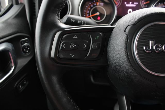 Used 2022 Jeep Gladiator Sport AWD/4WD image 9