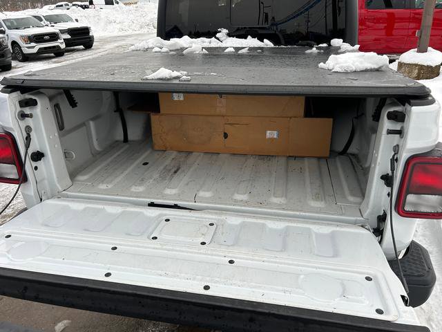 Certified 2021 Jeep Gladiator Sport image 19