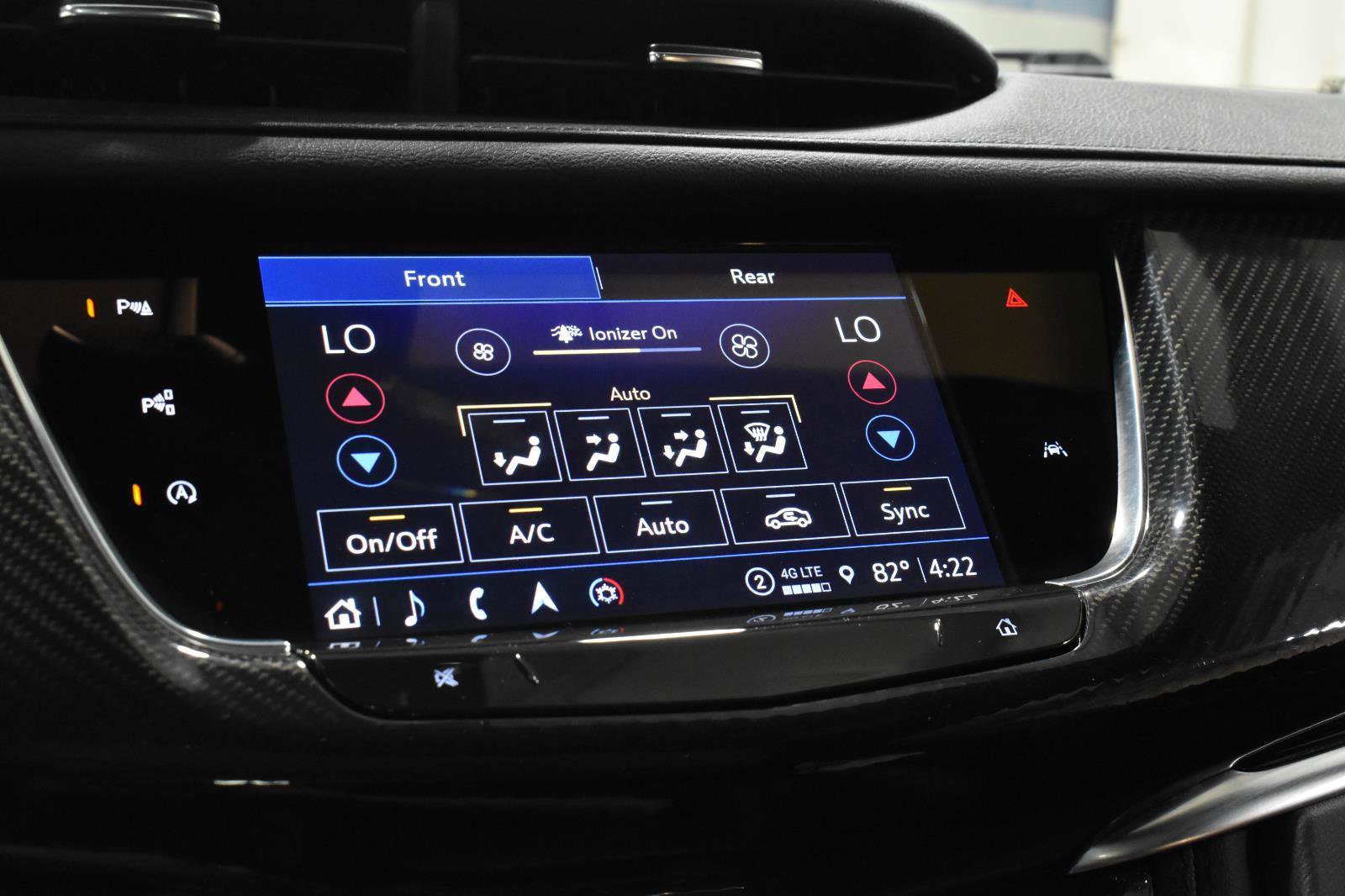 Certified 2025 Cadillac XT6 Sport w/ Technology Package AWD/4WD image 16