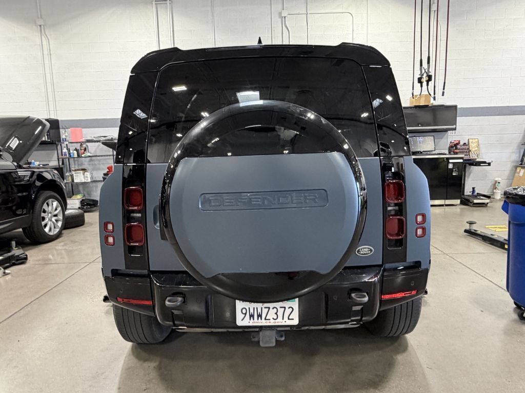 Used 2023 Land Rover Defender 110 X-Dynamic SE AWD/4WD image 6