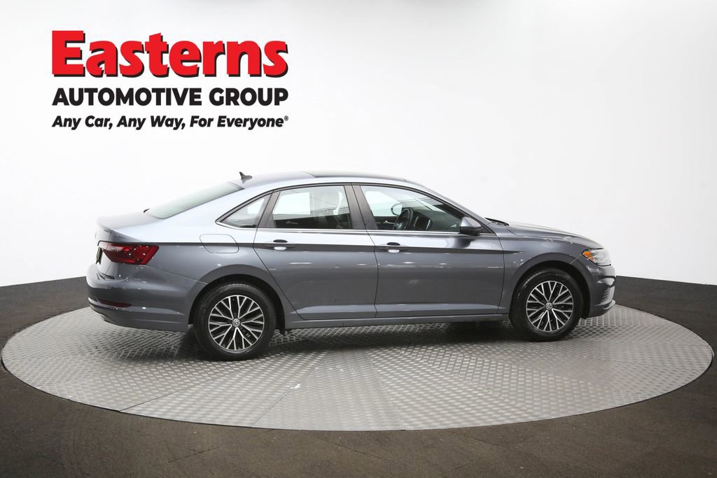 Used 2021 Volkswagen Jetta SE w/ SE Cold Weather Package image 43