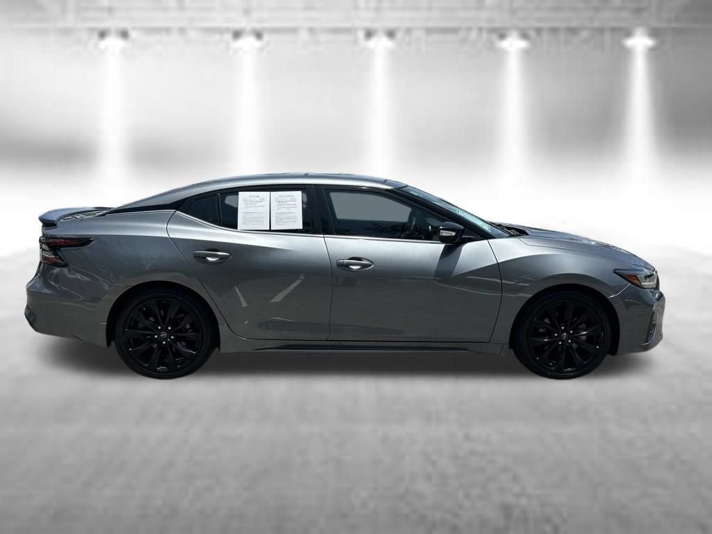 Certified 2023 Nissan Maxima SR w/ Sport Mat Group FWD image 10
