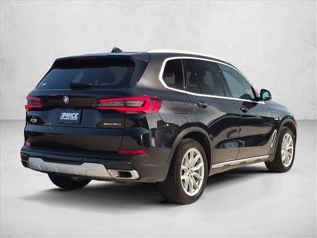 Used 2023 BMW X5 xDrive45e w/ Parking Assistance Package AWD/4WD image 5