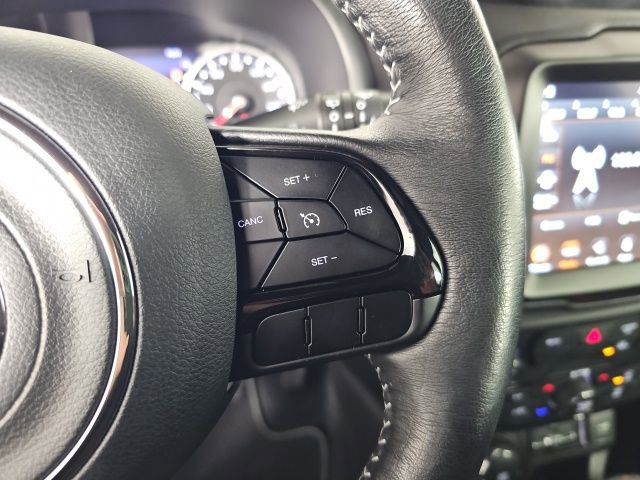 Used 2021 Jeep Renegade Latitude image 18