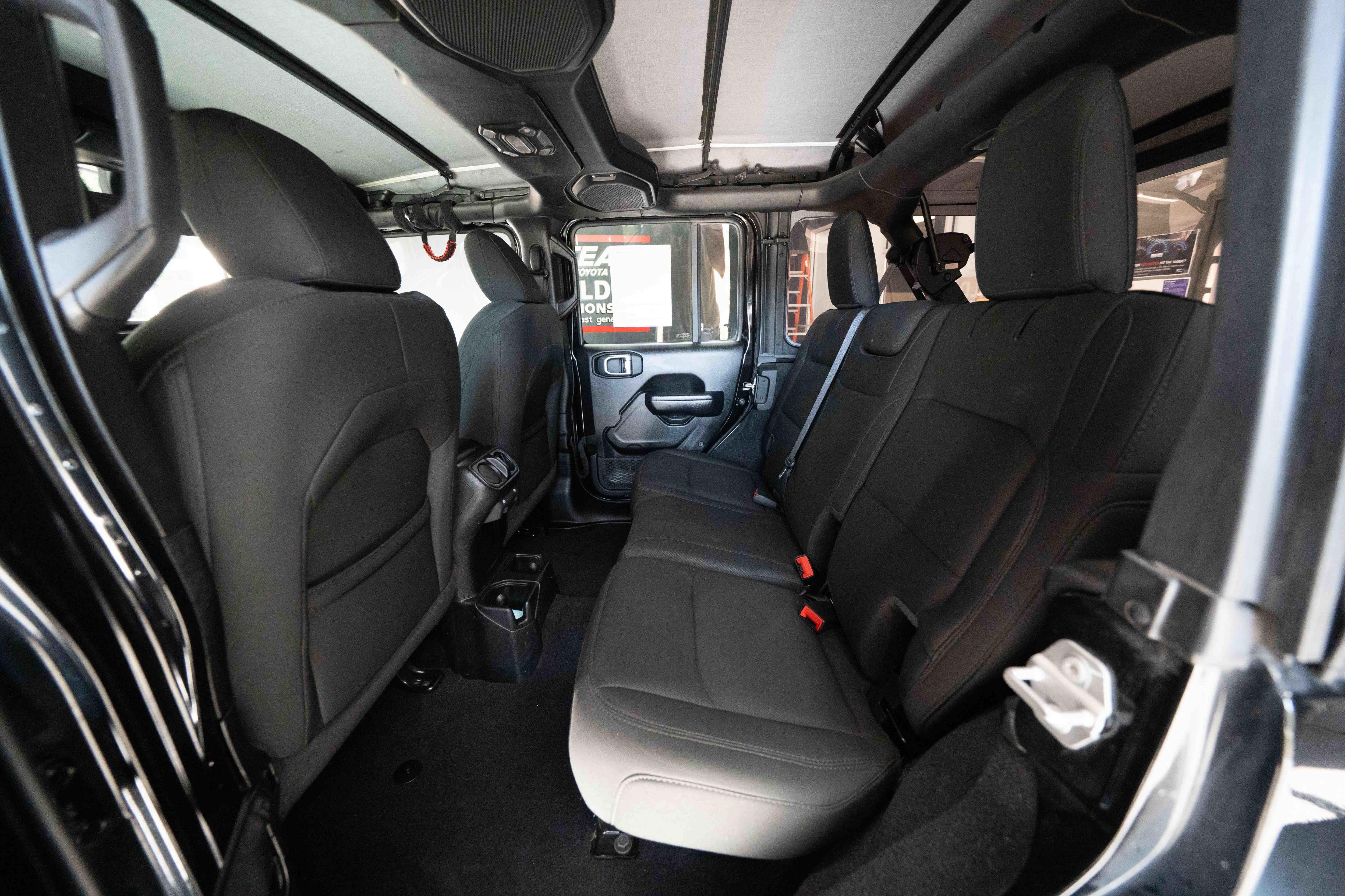 Used 2021 Jeep Wrangler Unlimited Sport AWD/4WD image 23