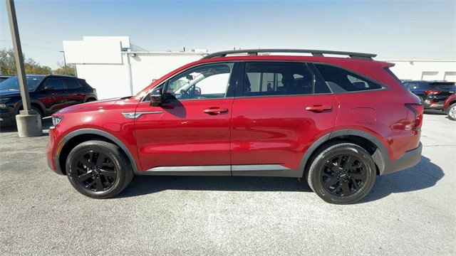 Used 2023 Kia Sorento S w/ Panoramic Sunroof Package image 5
