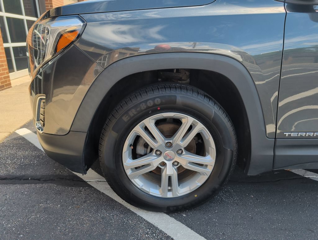 Used 2018 GMC Terrain SLE FWD image 32