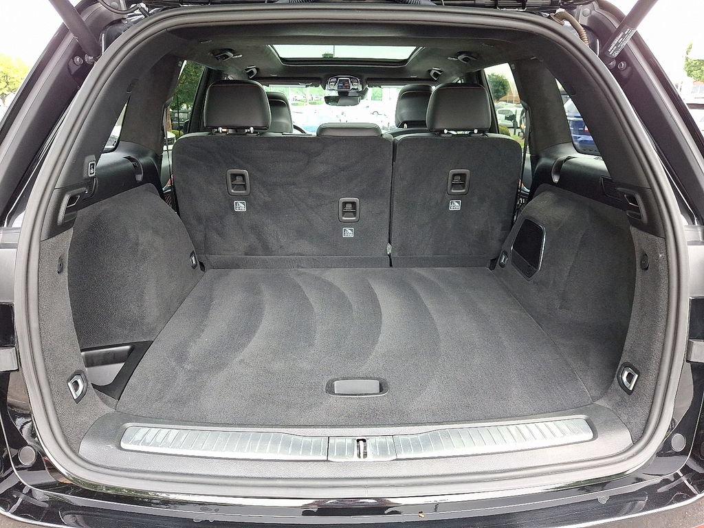Used 2023 Jeep Grand Cherokee Summit AWD/4WD image 34