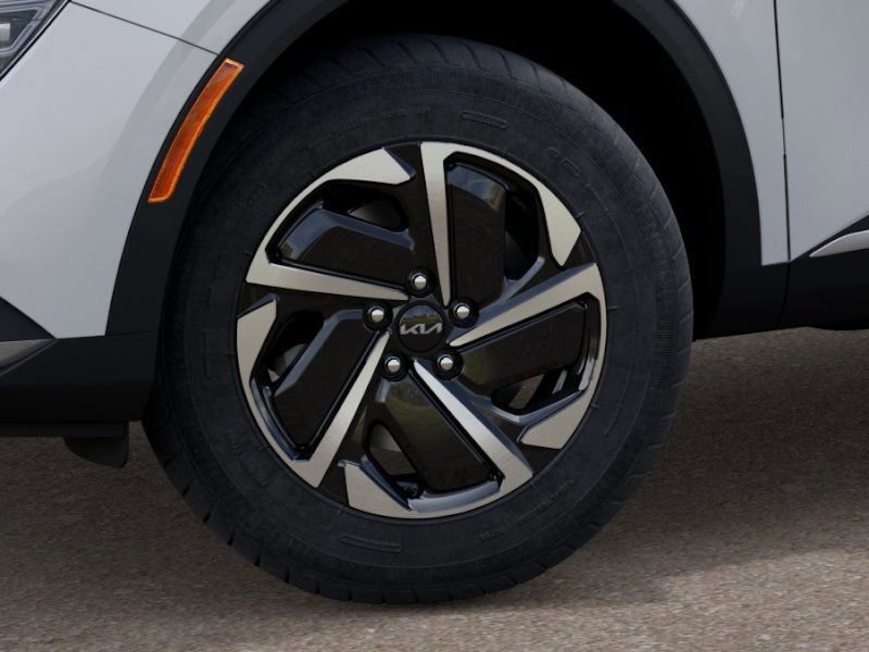 New 2025 Kia Sportage LX image 10