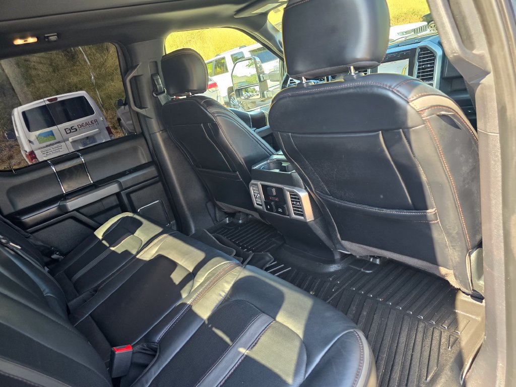 Used 2020 Ford F150 Platinum w/ Equipment Group 701A Luxury AWD/4WD image 30