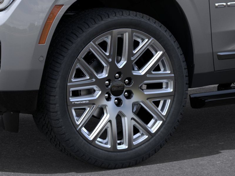 New 2026 GMC Yukon XL Denali Ultimate AWD/4WD image 9