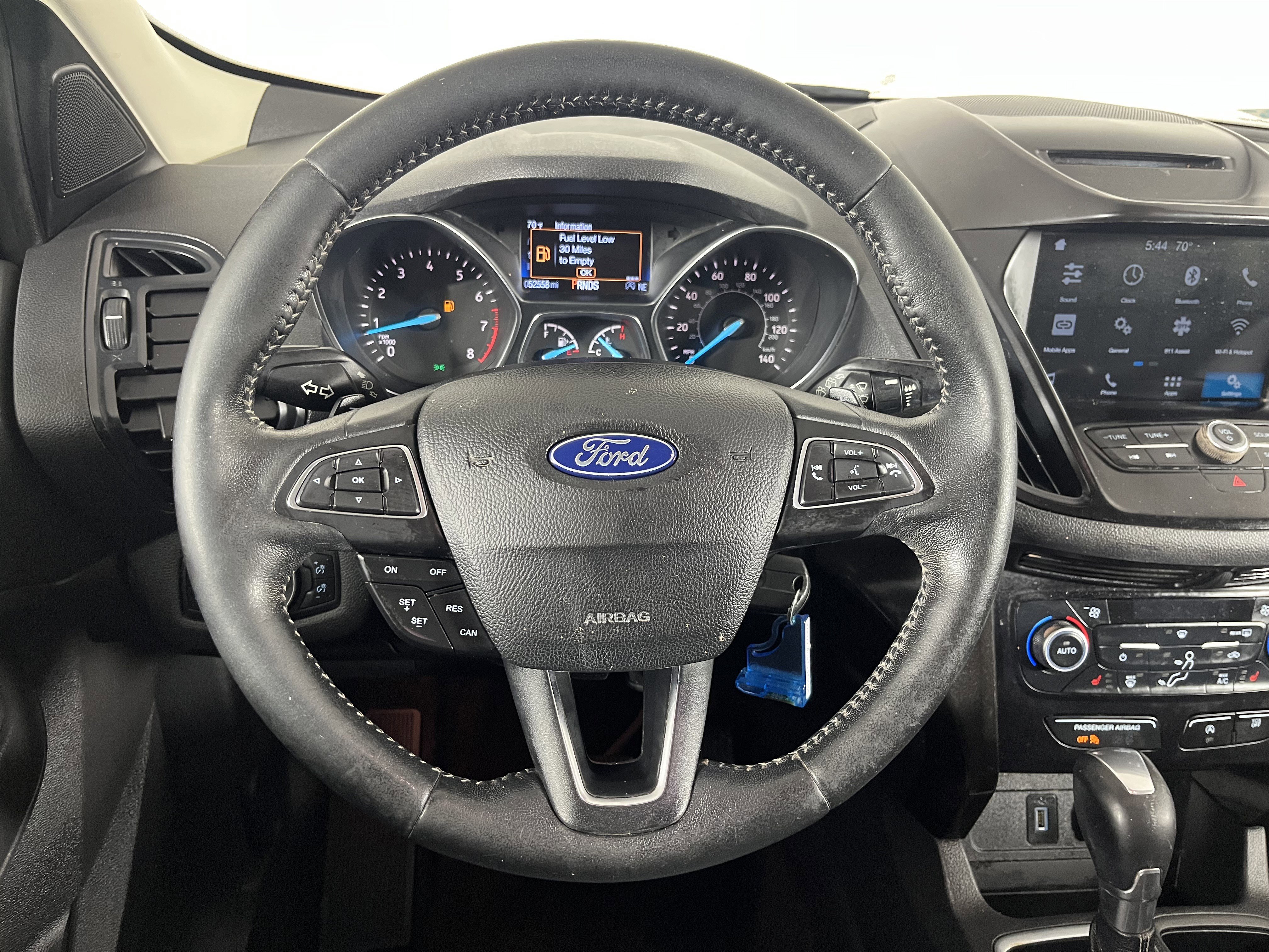 Used 2018 Ford Escape SE w/ SE Sport Appearance Package image 12