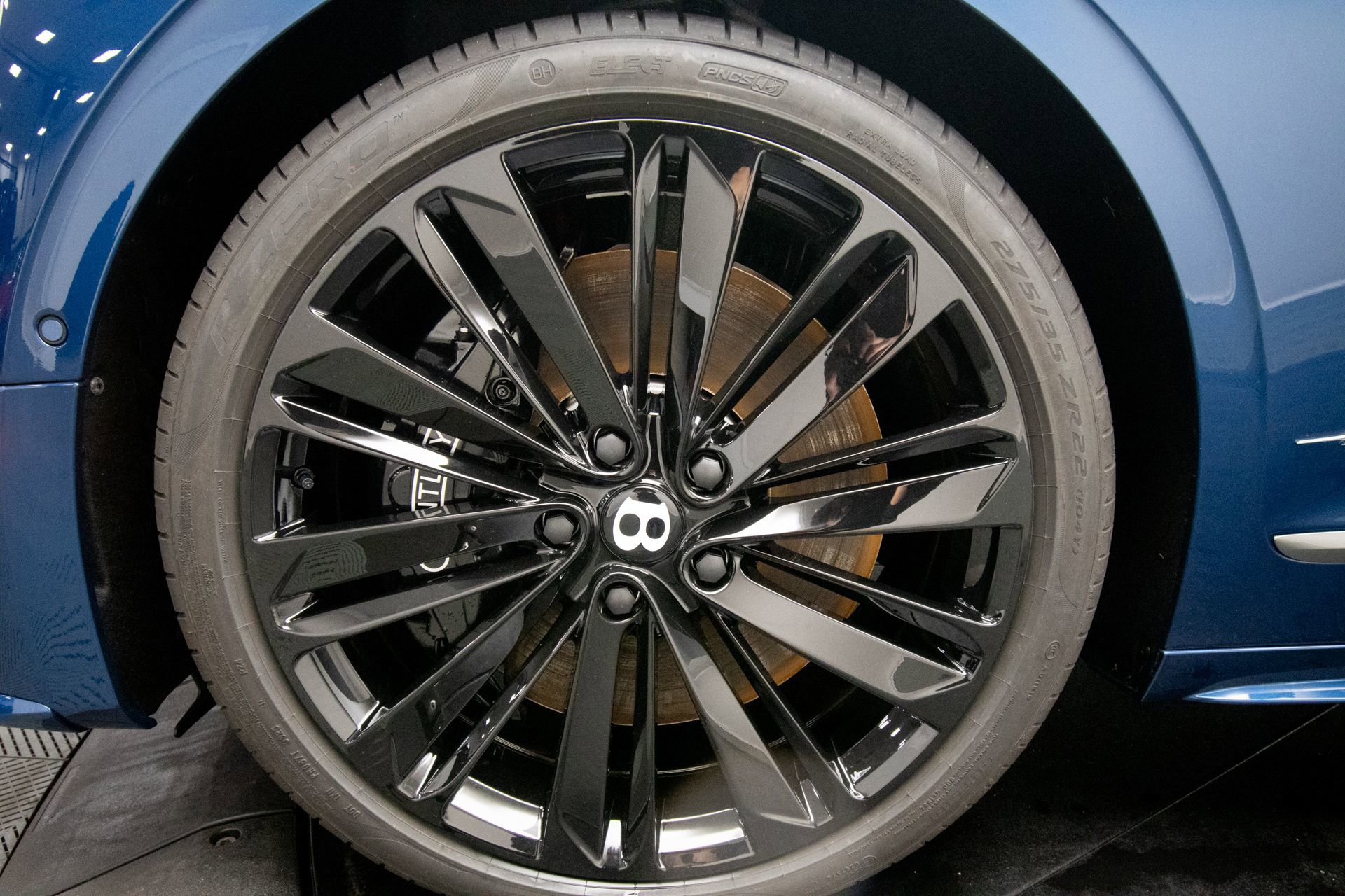 New 2026 Bentley Flying Spur Plug-In Hybrid AWD/4WD image 48