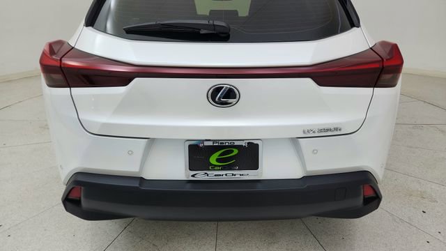 Used 2024 Lexus UX 250h FWD image 11