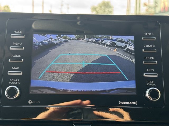 Used 2023 Toyota Camry SE image 19