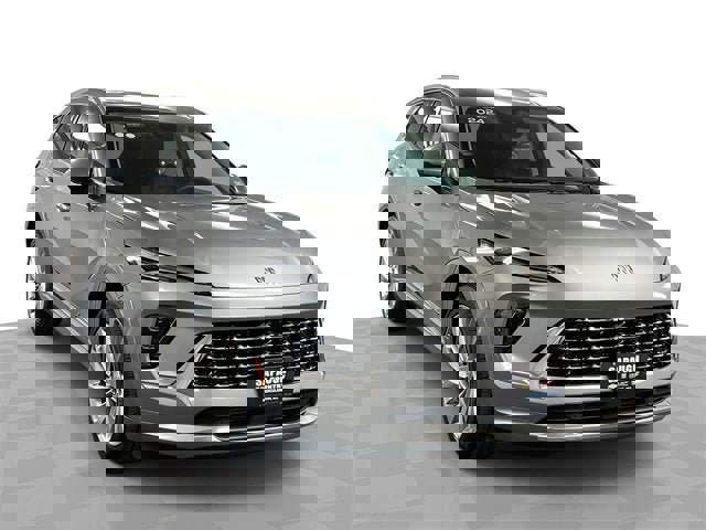 Certified 2024 Buick Envision Avenir image 1