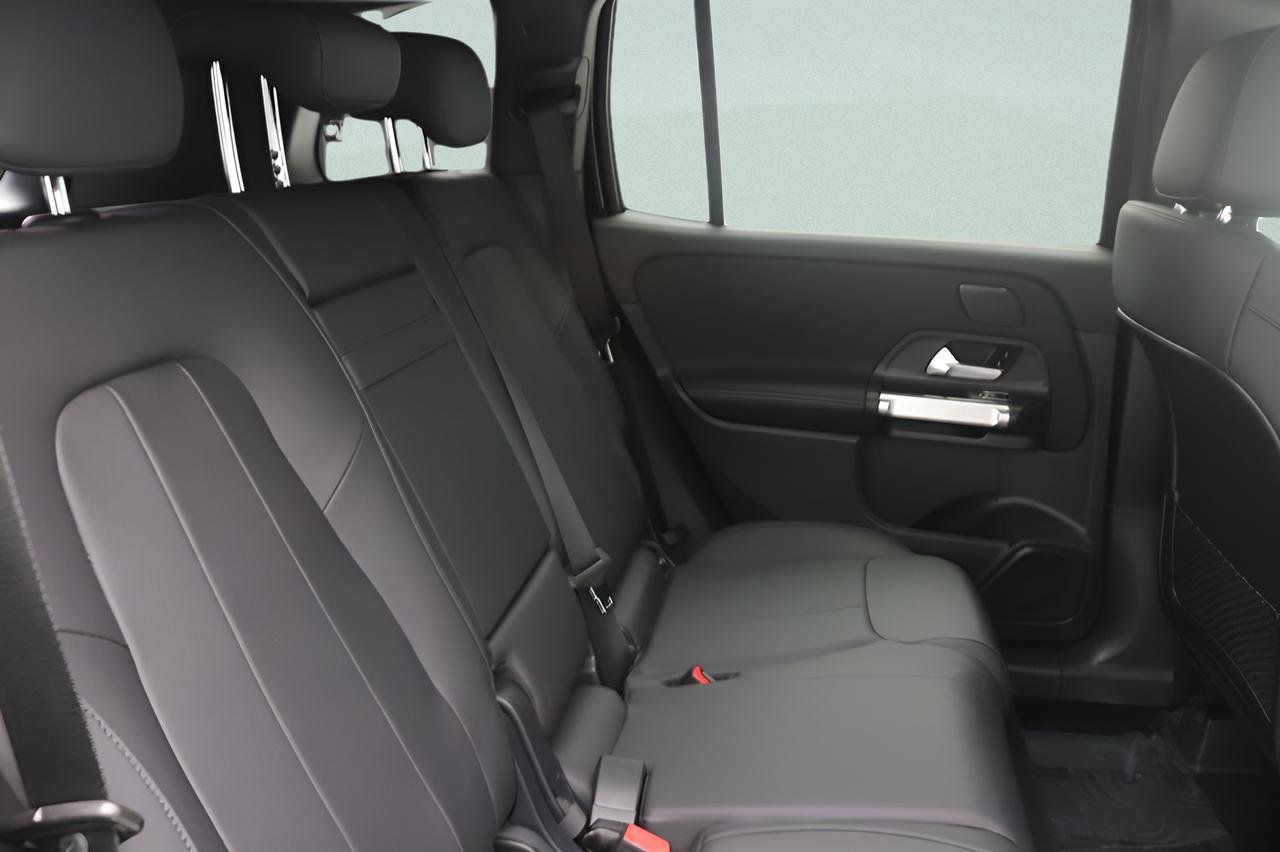 Certified 2026 Mercedes-Benz GLB 250 image 27