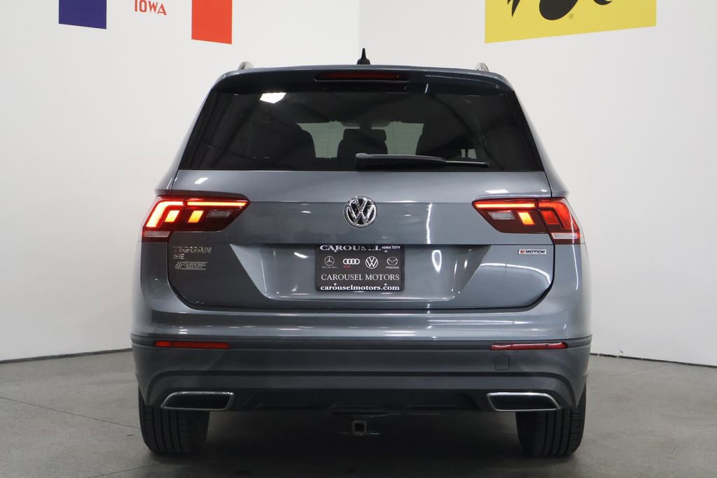 Used 2019 Volkswagen Tiguan SE w/ Panoramic Sunroof Package image 11