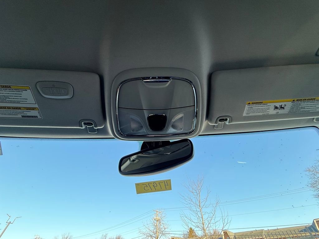 Used 2019 Jeep Cherokee Limited image 29