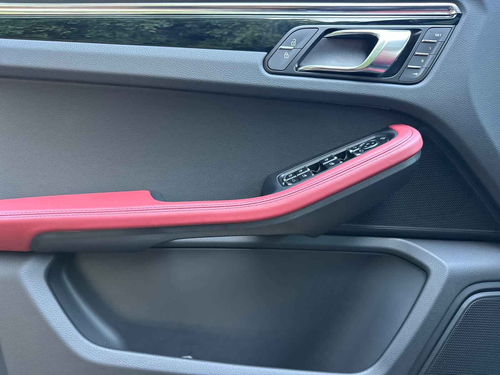 New 2026 Porsche Macan Turbo AWD/4WD image 11