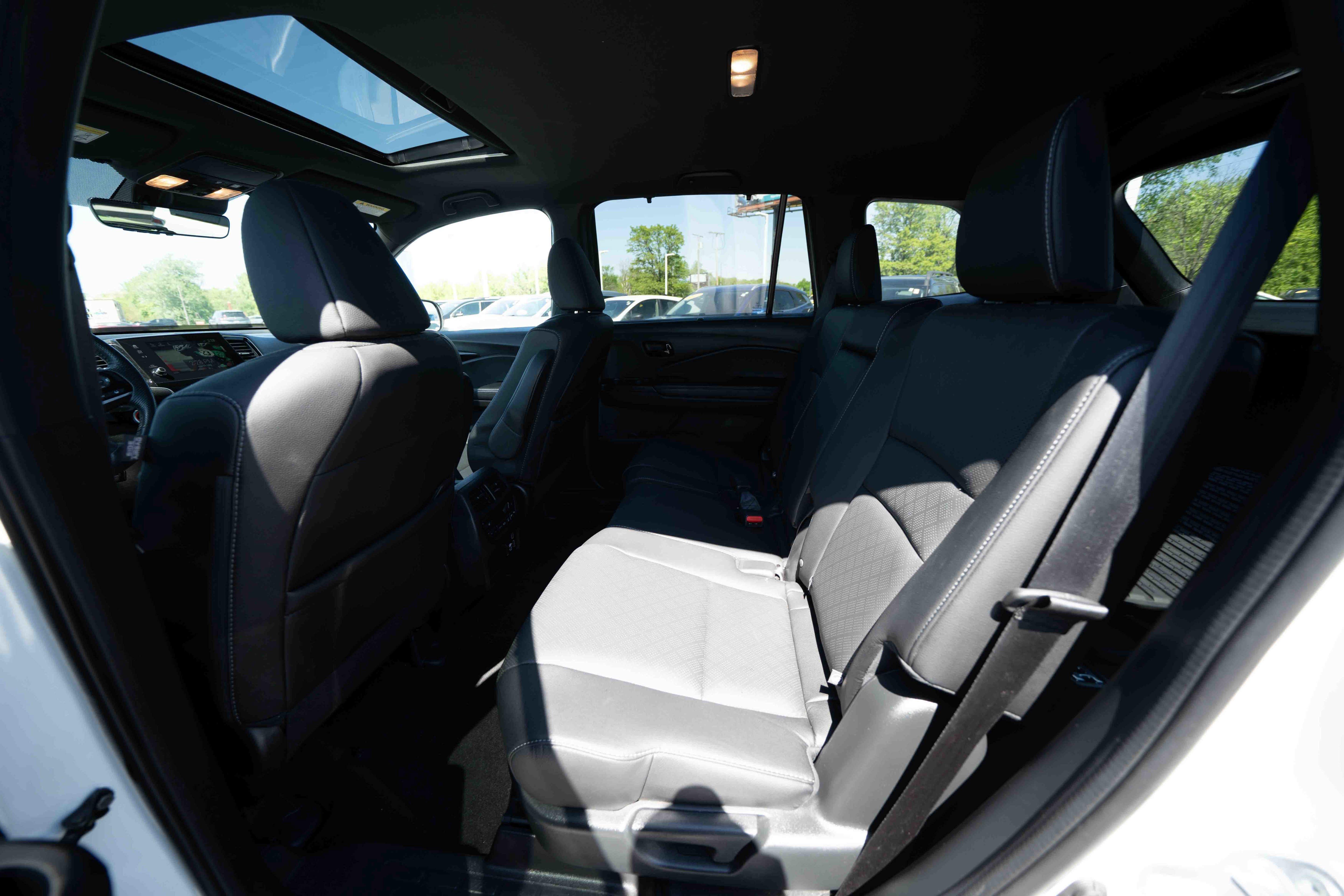 Used 2022 Honda Passport Elite image 23