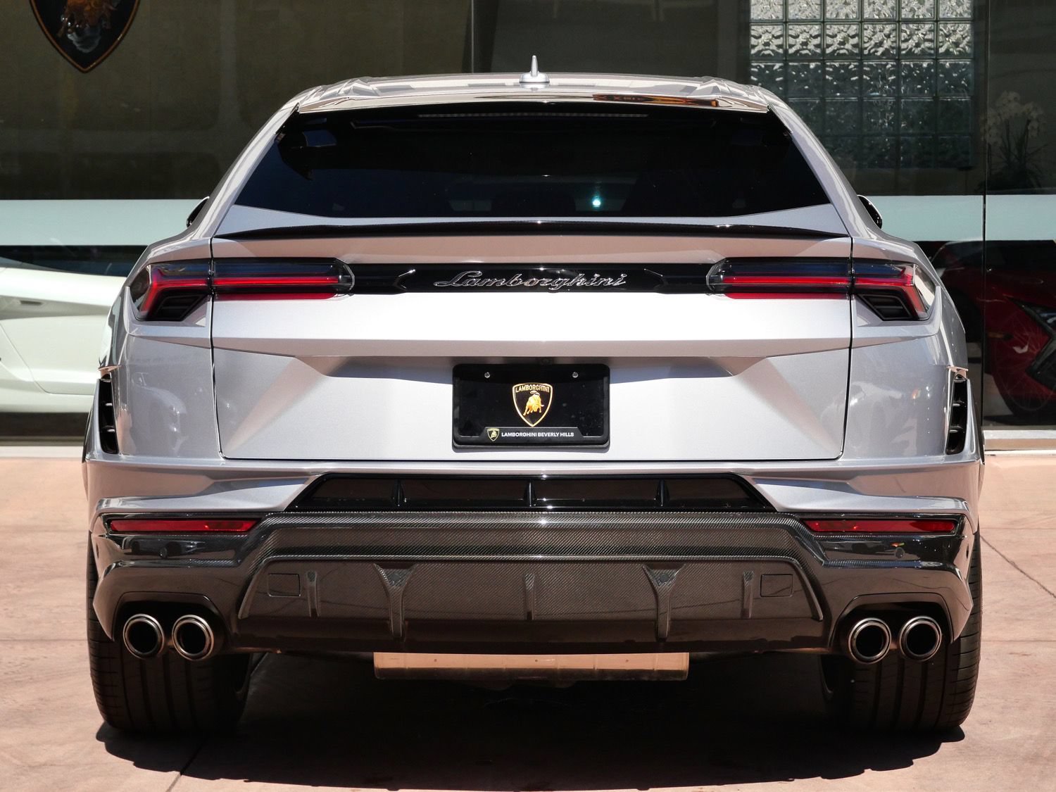 Used 2024 Lamborghini Urus Performante AWD/4WD image 4