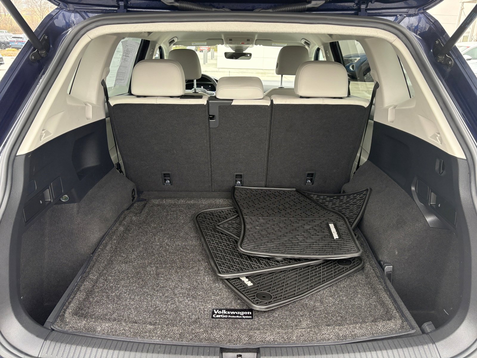 Used 2022 Volkswagen Tiguan SE image 10