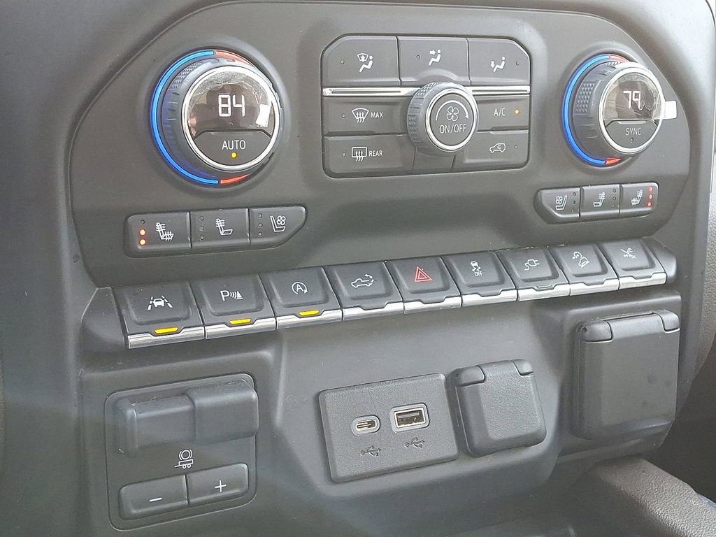 Used 2022 Chevrolet Silverado 1500 LTZ w/ LTZ Premium Package image 18
