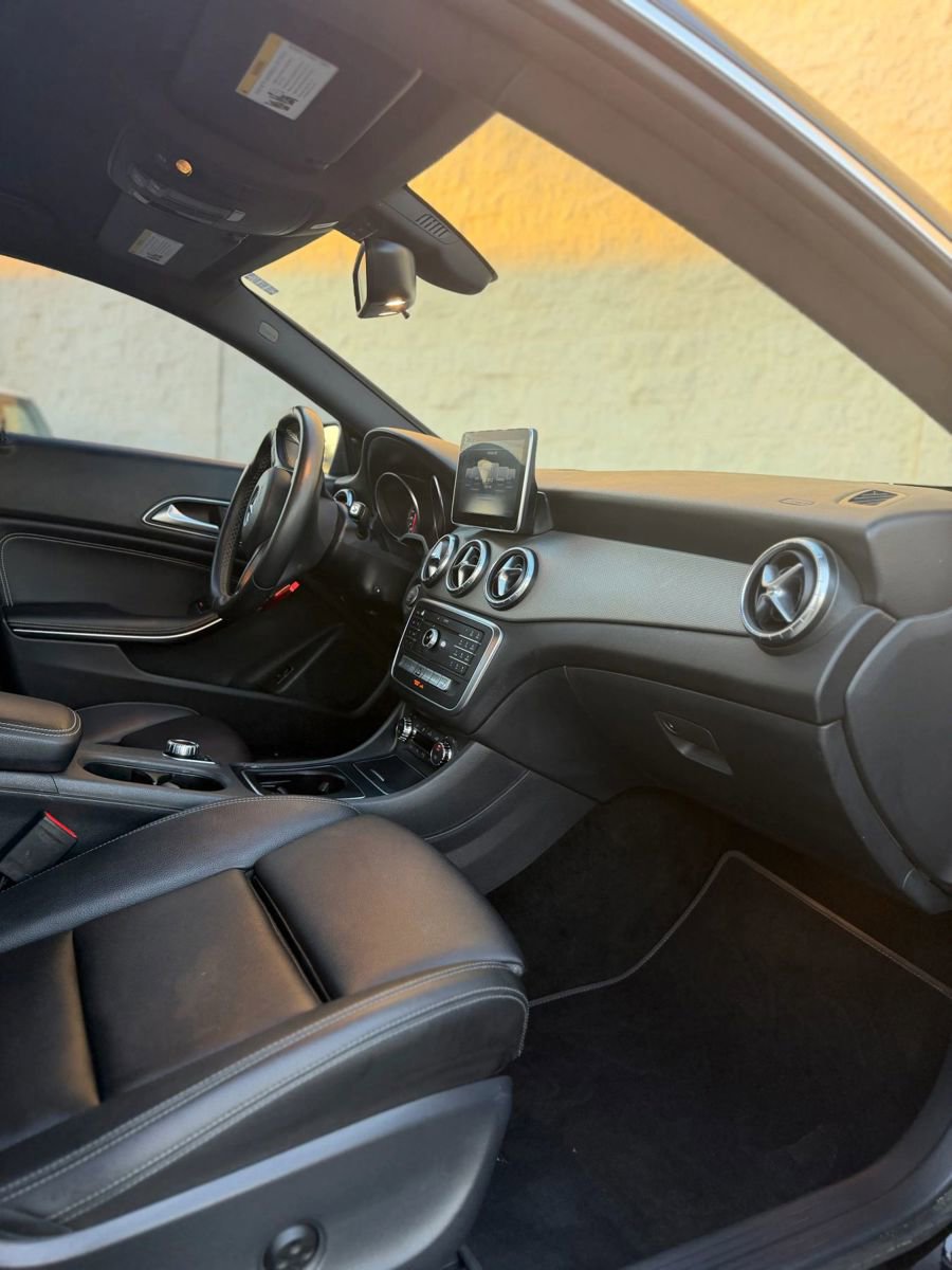 Used 2018 Mercedes-Benz CLA 250 image 20