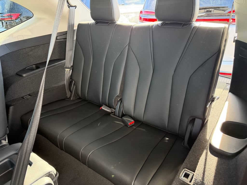 New 2026 Acura MDX SH-AWD image 26