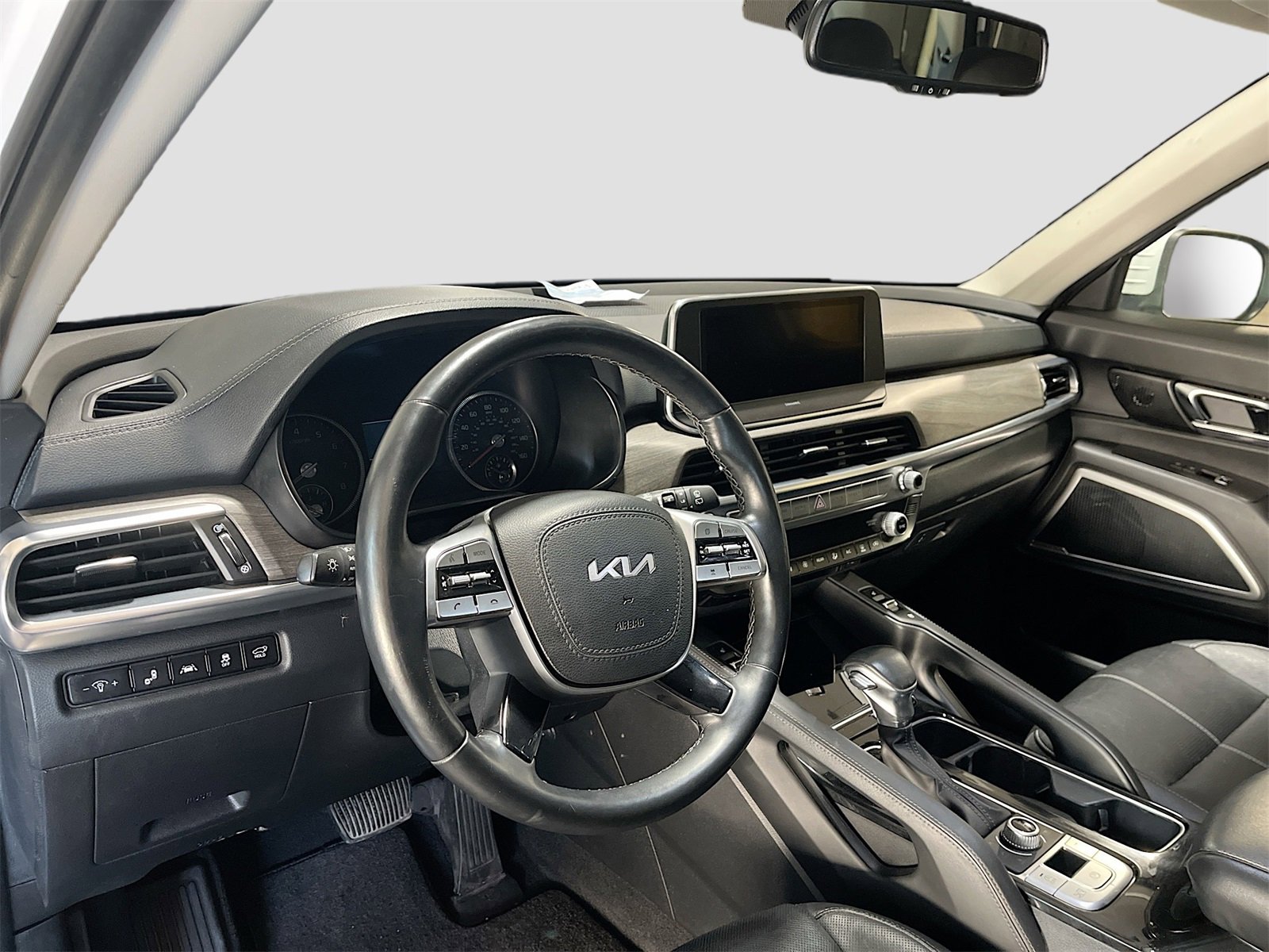 Used 2022 Kia Telluride EX w/ EX Premium Package image 9