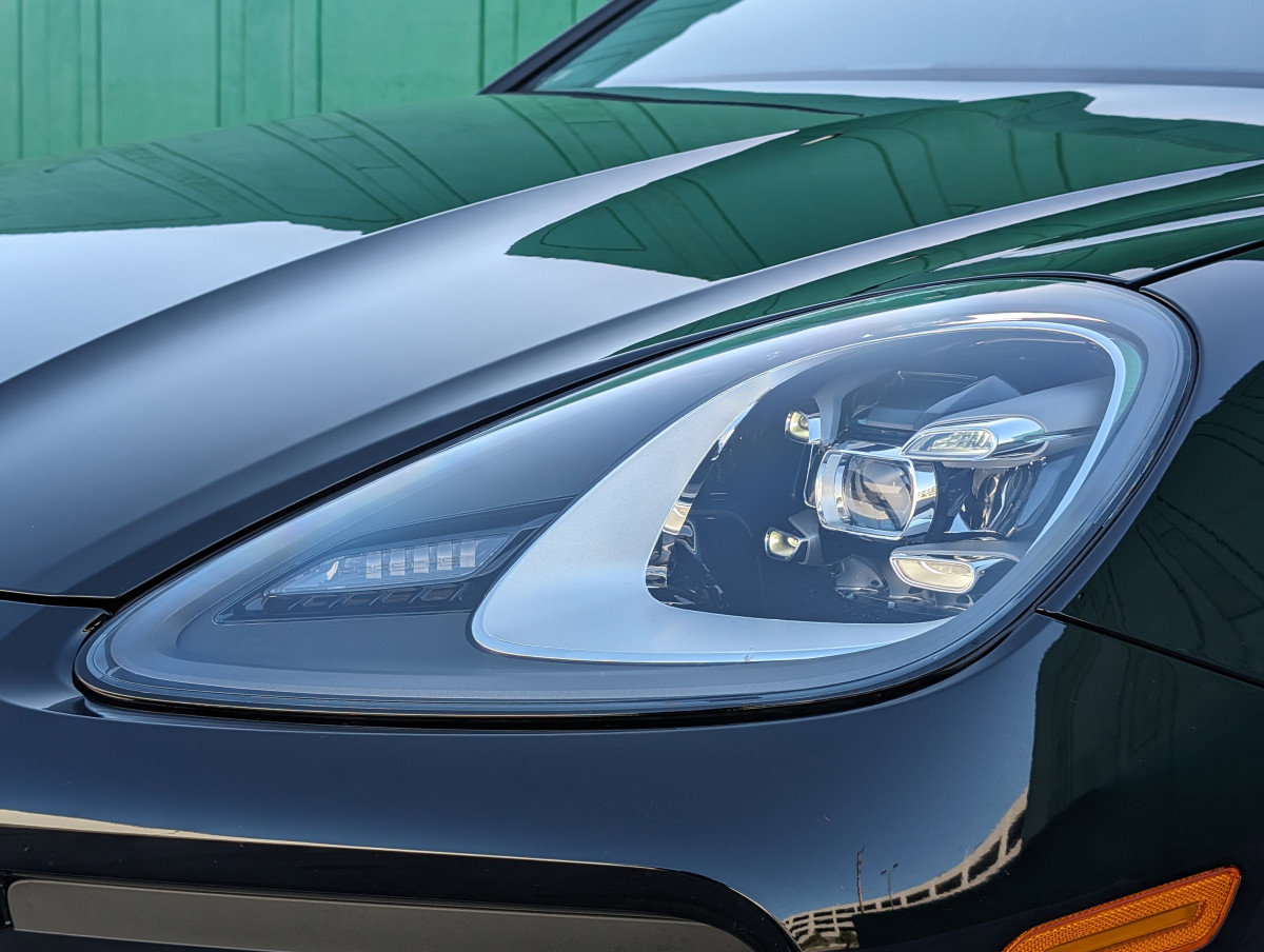 Used 2023 Porsche Cayenne Coupe image 31