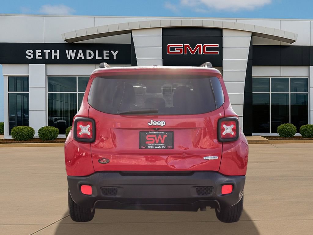 Used 2017 Jeep Renegade Latitude image 6