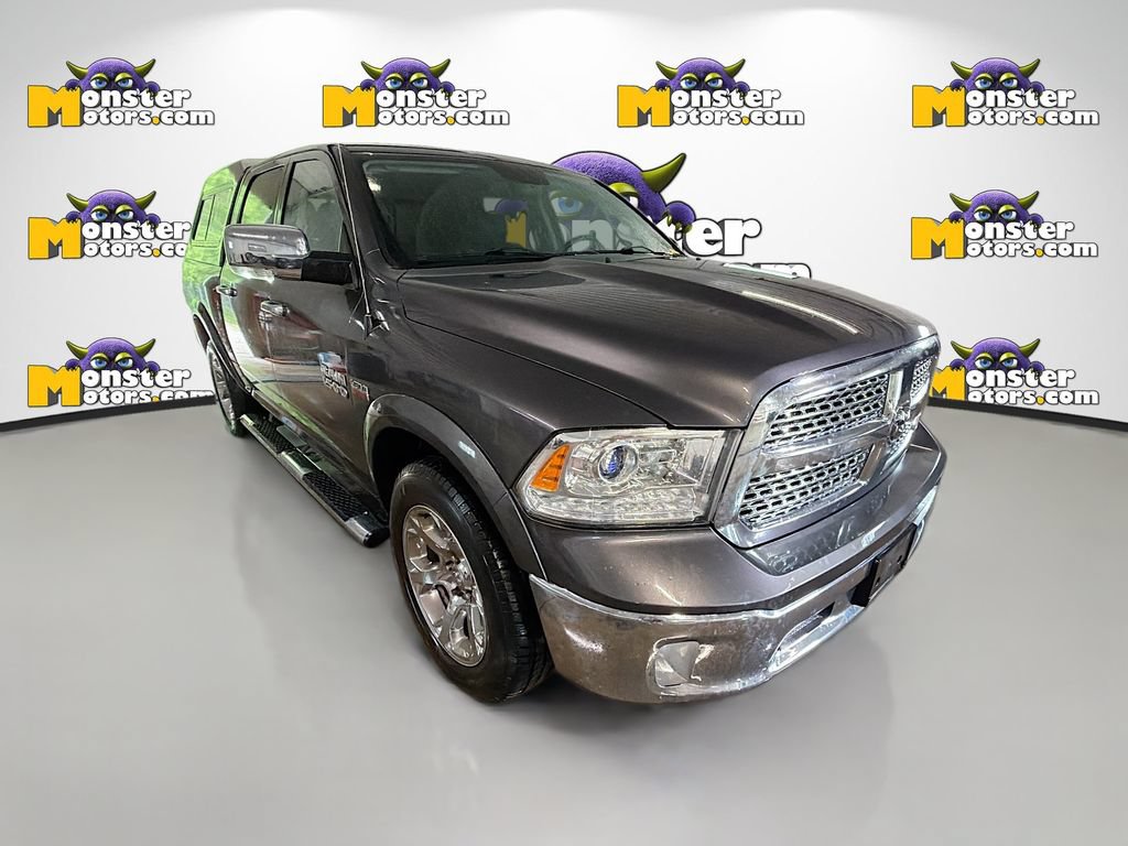 Used 2017 RAM 1500 Laramie AWD/4WD image 3