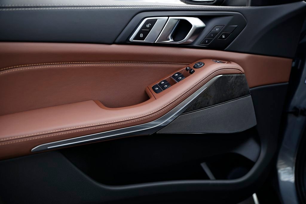 New 2026 BMW X5 xDrive40i w/ Executive Package image 15