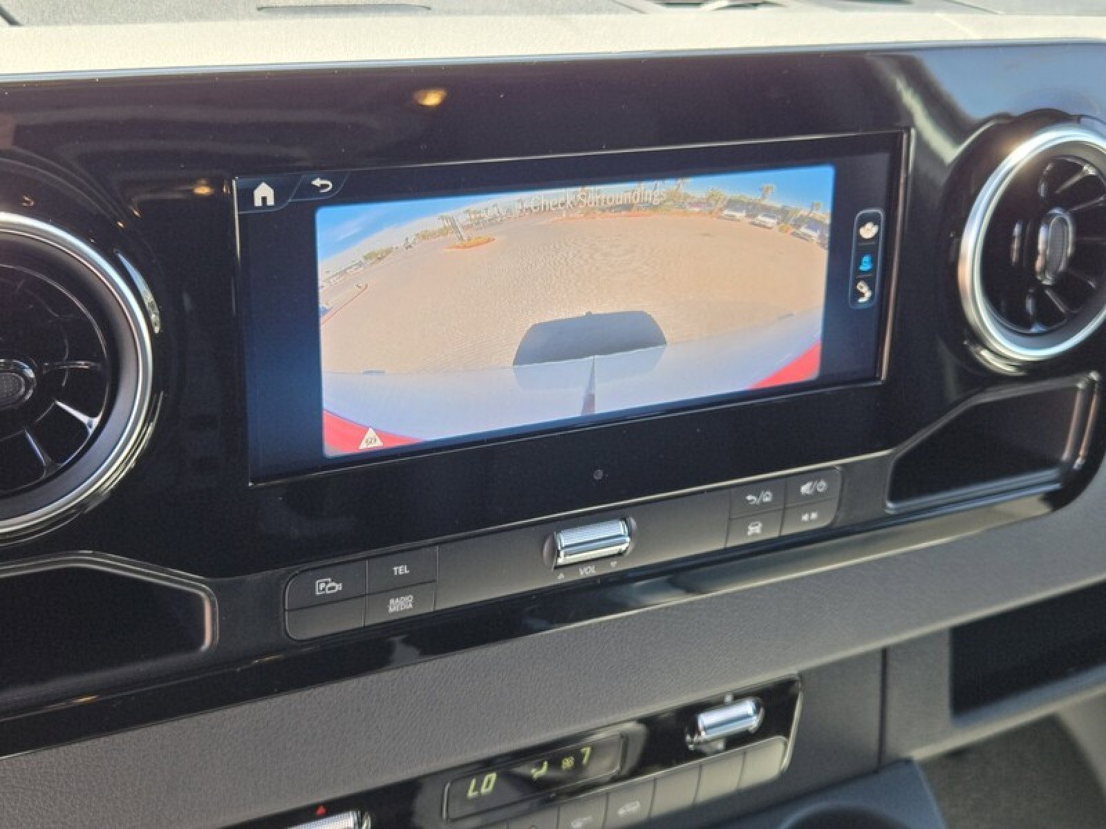 New 2025 Mercedes-Benz Sprinter 2500 image 32