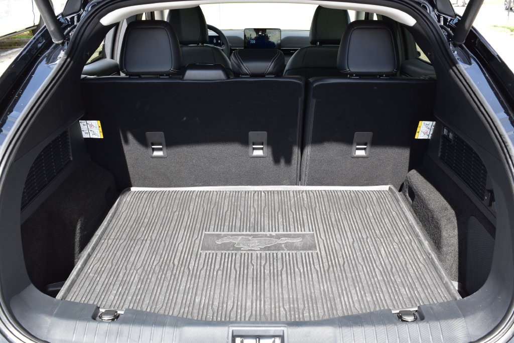 Certified 2023 Ford Mustang Mach-E Premium AWD/4WD image 29