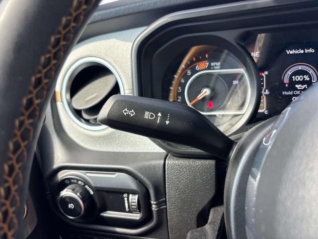 Used 2024 Jeep Wrangler Unlimited Sahara AWD/4WD image 36