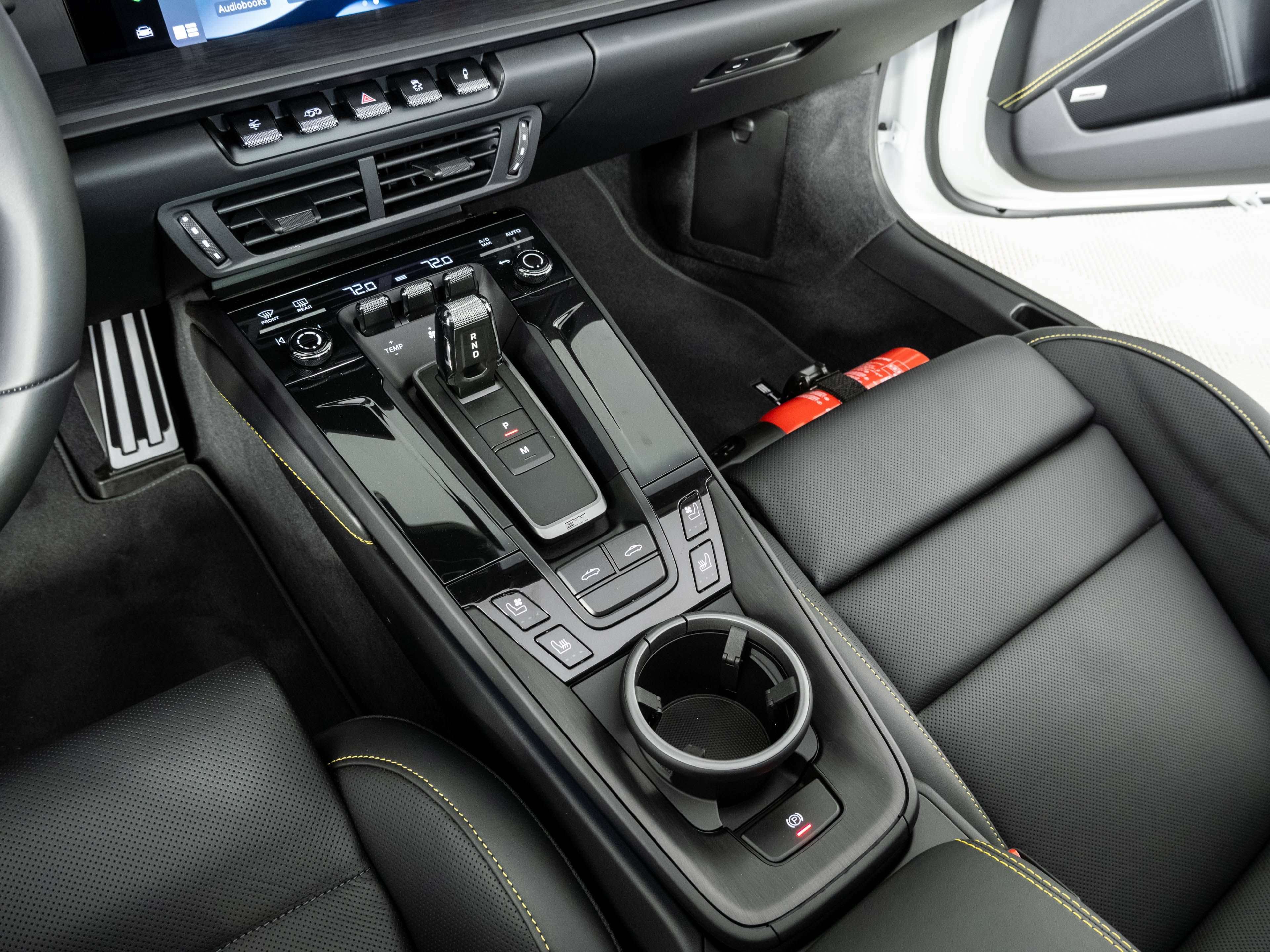 Certified 2026 Porsche 911 Targa 4 GTS AWD/4WD image 18