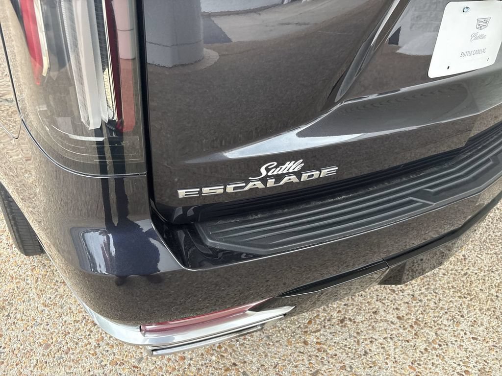 Certified 2023 Cadillac Escalade Premium Luxury AWD/4WD image 33