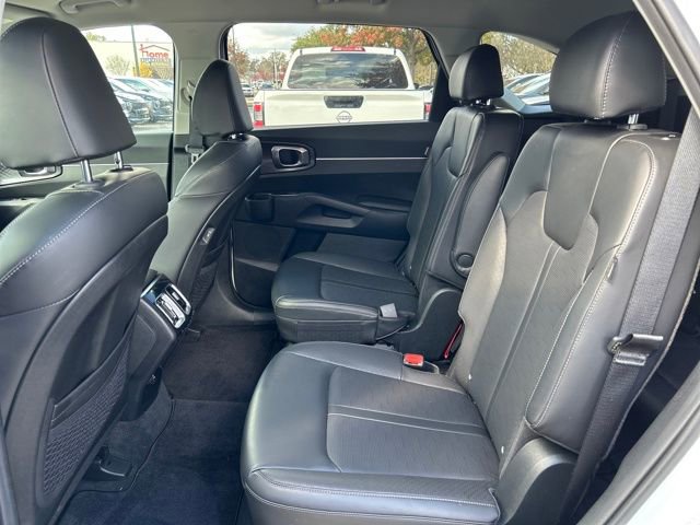 Used 2025 Kia Sorento EX image 14