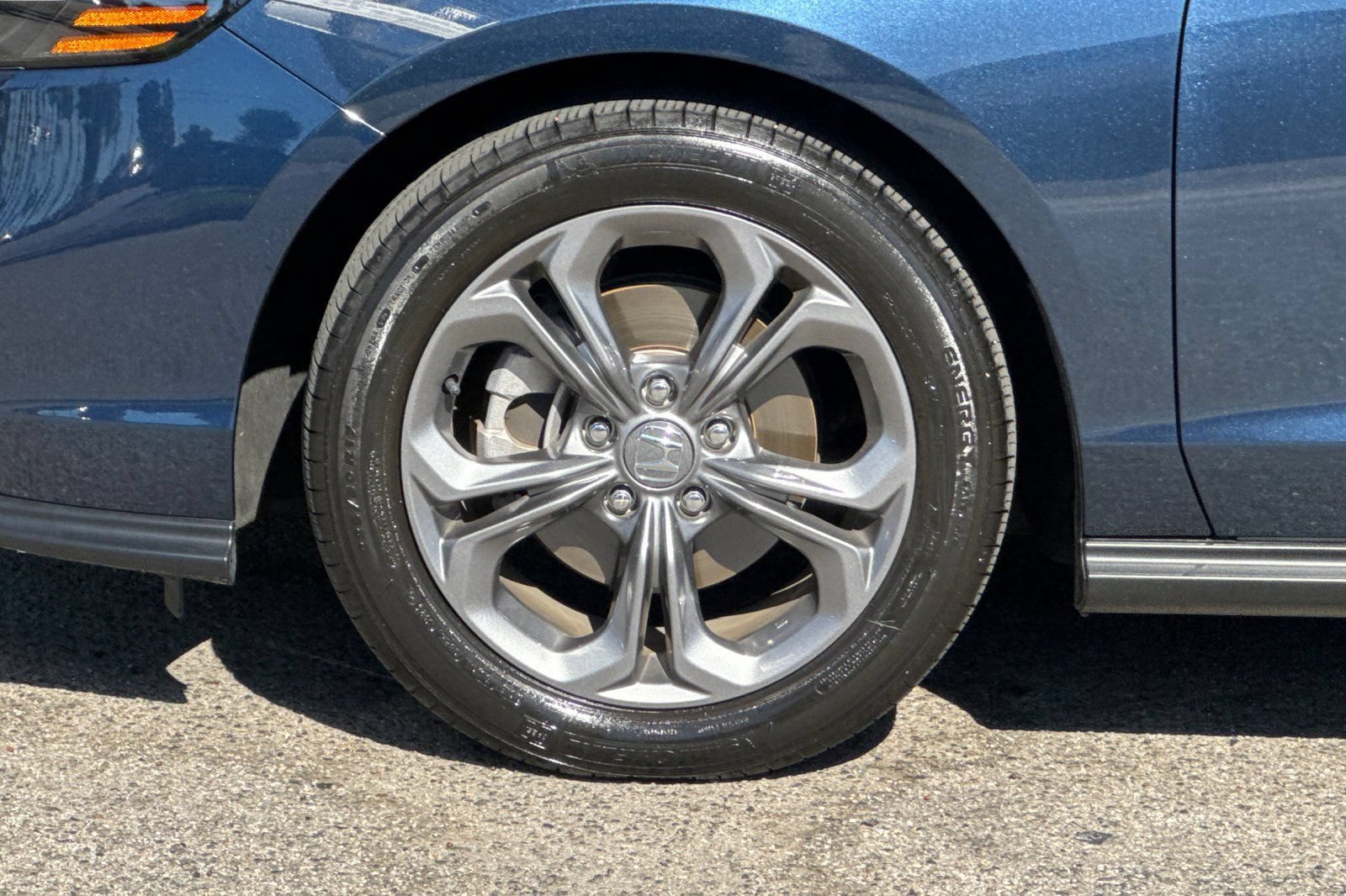 Certified 2024 Honda Accord EX image 25